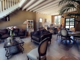 ホテルLe Chateau Des Cinq Cantons カルパントラ エクステリア 写真